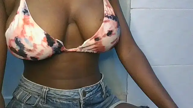 SweetCecy webcam