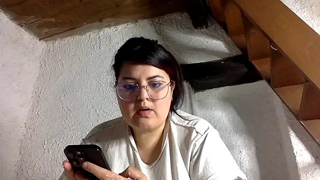 Velvetshadow_48 webcam