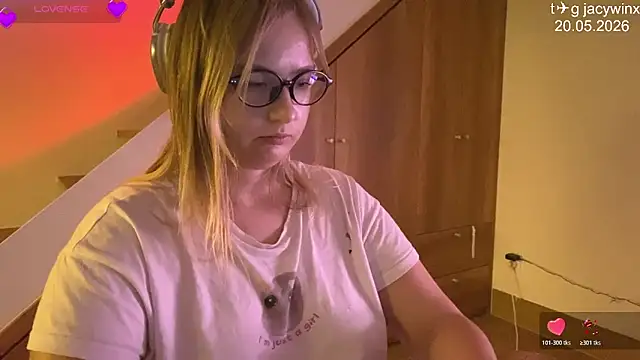 jacywinslat - JacyWinslat's free webcam - UK Sex Cams