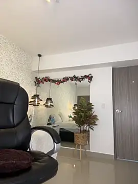 EMILIIA_RICHTER__ webcam