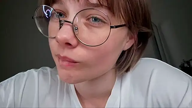 ExitedTroth webcam