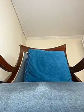 LilaRvsh webcam