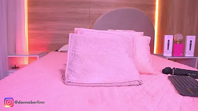 danna_berlin_ webcam