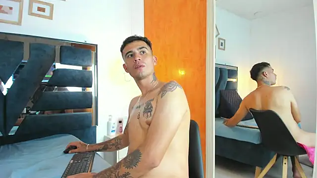 Irina_and_Max webcam