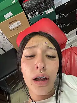 NickieCute-