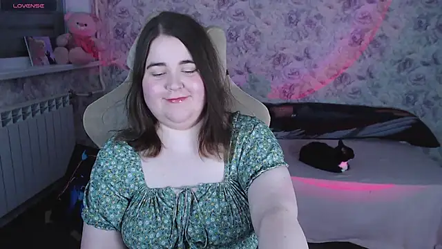 Estelle_Hicks webcam