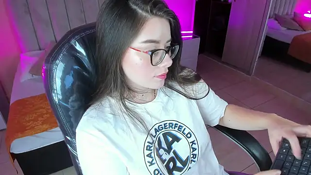 Charlotte_Olsen_ webcam