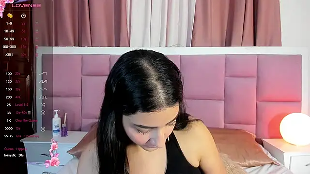 sweet_aura31 webcam