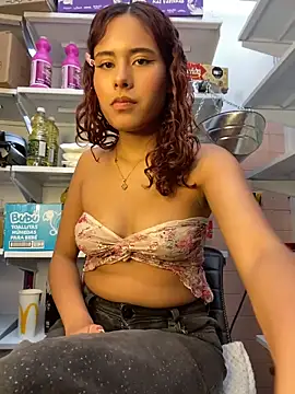 Ryliaaa webcam