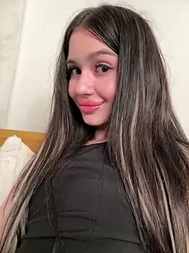 SofiaLaLight live sex cam
