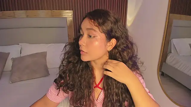 rossie_lanie_ - Rossie_lanie_'s free webcam - UK Sex Cams