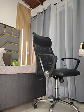 Oliver_bigblack_cock webcam