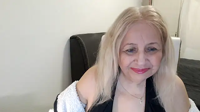 SusiLifeXXX webcam