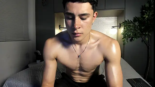 austinjones_ - AustinJones_'s free webcam - UK Sex Cams