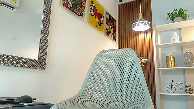 Dalila_Sky