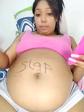 emma_purple_ webcam