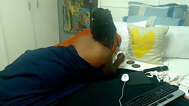 Brunettedevon33 webcam