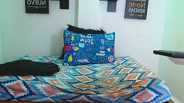 maria_paula___ webcam