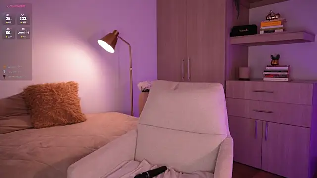 annie24_evans webcam