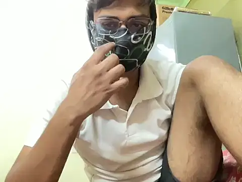 Slave_Aryan webcam