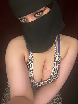 RooVaaN-Xx webcam