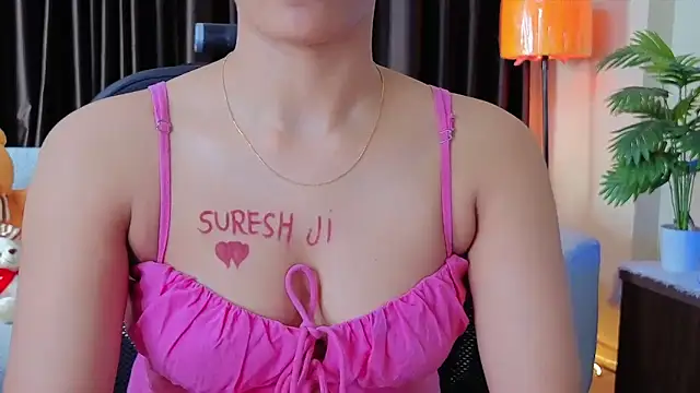 Wow-nisha webcam