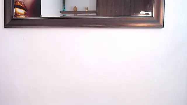 NicoletBlossom webcam