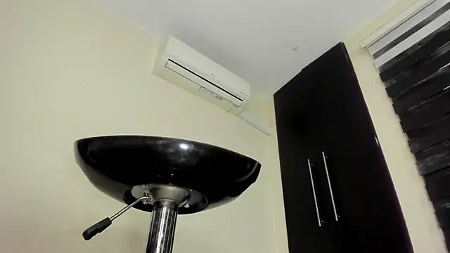 vanesadimaria webcam
