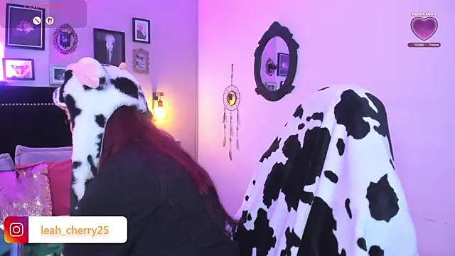 Leah_cherry webcam