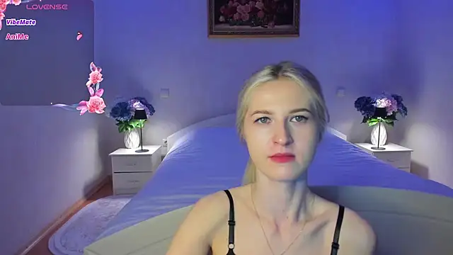 Julie_Blaze webcam