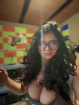Simone_Miller webcam