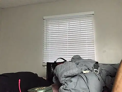 Badgirlbrittt webcam