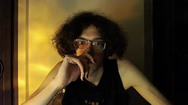 LovesomeCookie webcam