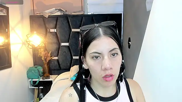 Abril_Fox__ webcam
