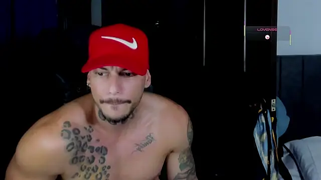 rickg_oficial - RickG_Oficial's free webcam - UK Sex Cams