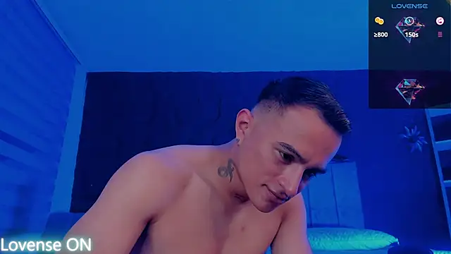 LiamDeep webcam