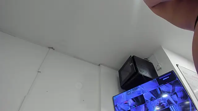Chloe_Thomsoon_ webcam