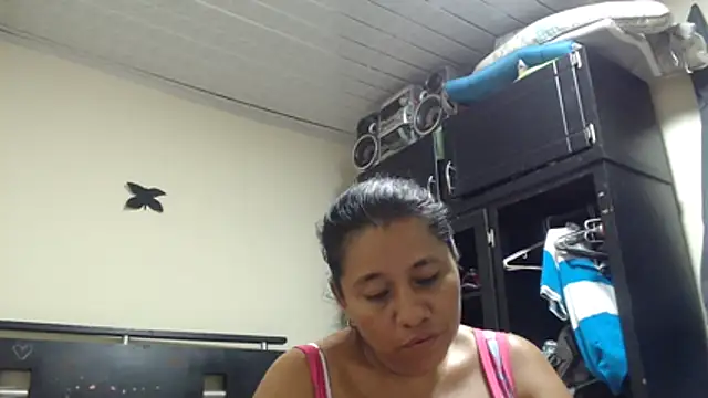 adrixxx38 webcam