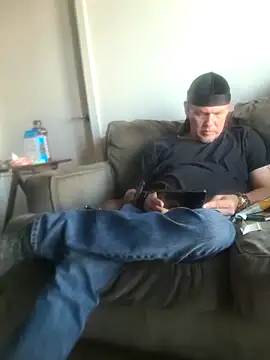 yourMasterisBored webcam