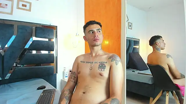 Irina_and_Max webcam