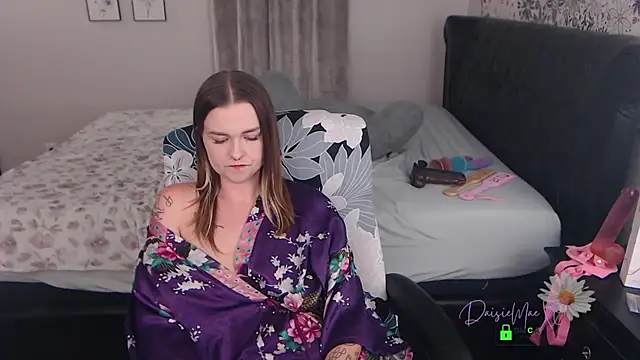 DaisieMaeXO webcam