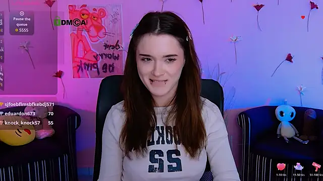 liana_kisses