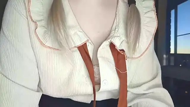 YukiBlush webcam