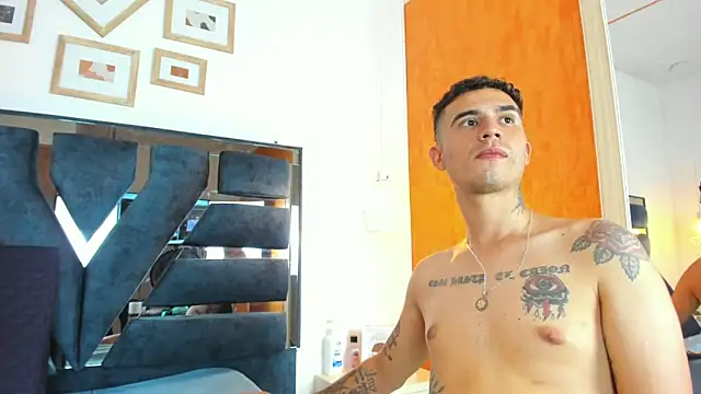 Irina_and_Max webcam