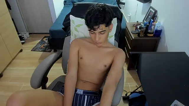 AliottTwink webcam