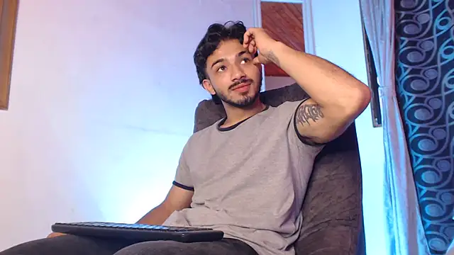 ArturoCardona_ webcam