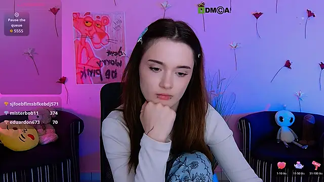 liana_kisses webcam