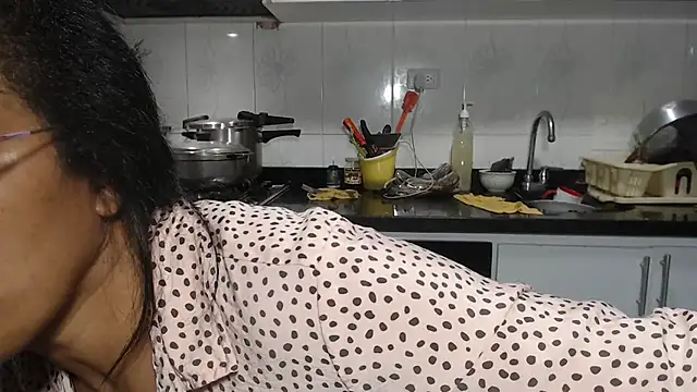 kateleyagrey - Kateleyagrey's free webcam - UK Sex Cams