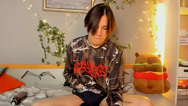 SolarFringe live sex cam
