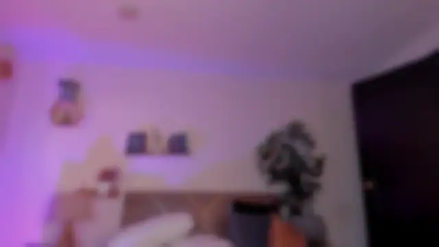 YariRose webcam